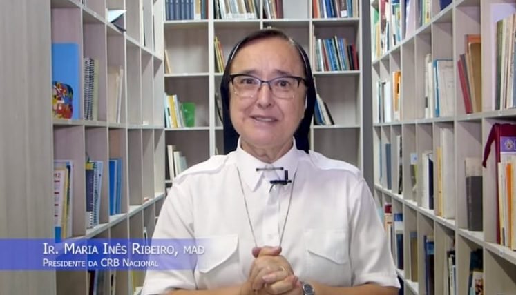 IRMÃ MARIA INÊS, PRESIDENTE DA CRB, GRAVA VÍDEO SOBRE O DIA MUNDIAL DO MIGRANTE E DO REFUGIADO