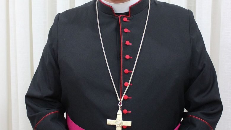 A PALAVRA ILUMINA