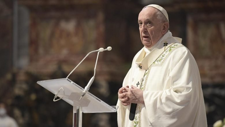 O Papa: casar e partilhar a vida é algo maravilhoso