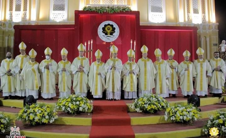 DOM VASCONCELOS PRESIDE SOLENIDADE DE CONCLUSÃO DO ANO JUBILAR NA DIOCESE DE TIANGUÁ/CE