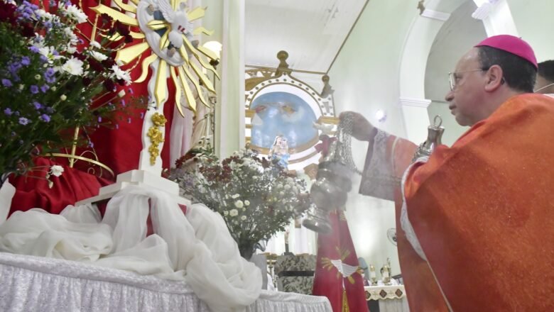 Em Sobral, Paróquia do Patrocínio celebra solenemente Festa do Divino Espírito Santo