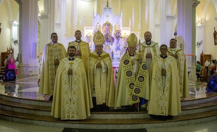 Dom Vasconcelos preside 6ª Novena em honra à Nossa Senhora Rainha dos Anjos em Petrolina/PE
