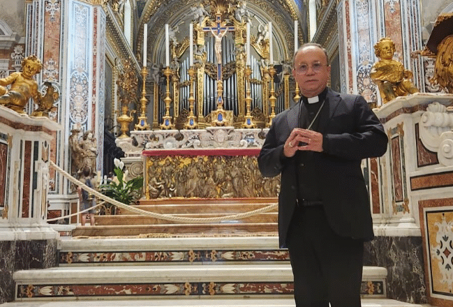 Dom Vasconcelos, bispo diocesano de Sobral, esteve em peregrinação ao Mosteiro de Monte Cassino, na Itália