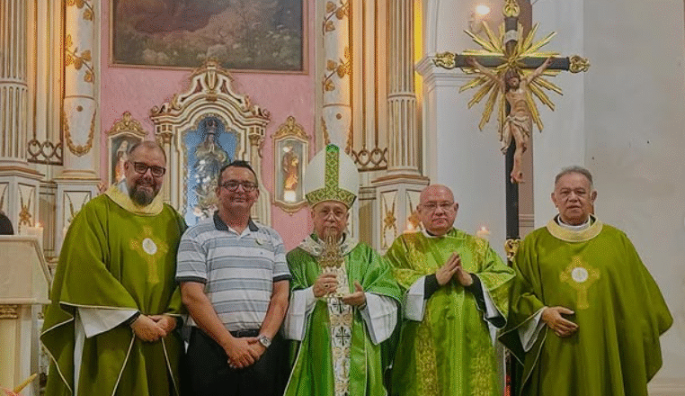 Catedral da Sé acolhe relíquia de São Pio de Pietrelcina em tarde de fé e devoção